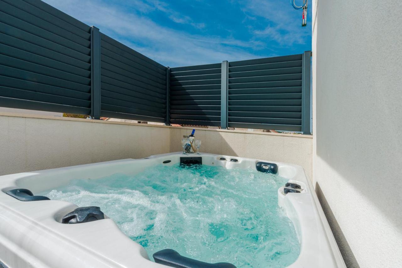 New Deluxe Jacuzzi Apartment Ana 杜布罗夫尼克 外观 照片
